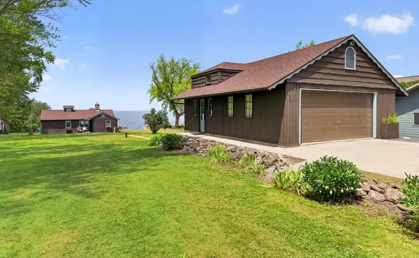 N6491 Harrison Road, HILBERT, WI 54129