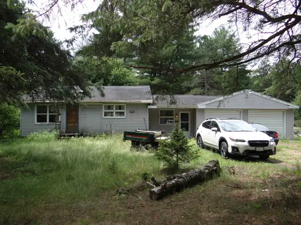 N1771 County Rd Ee, REDGRANITE, WI 54970