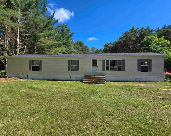8890 County Road N, ALMOND, WI 54909