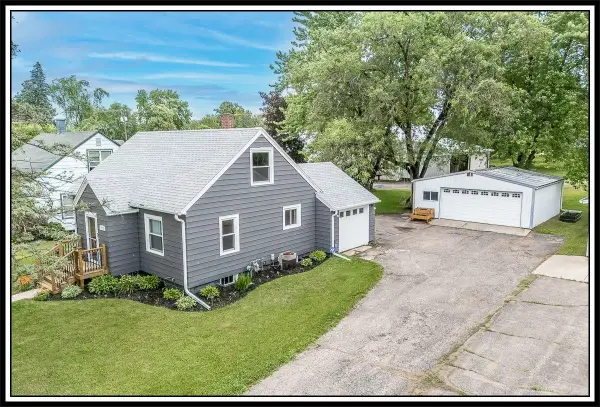 1118 Depot Street, MANAWA, WI 54949-9557