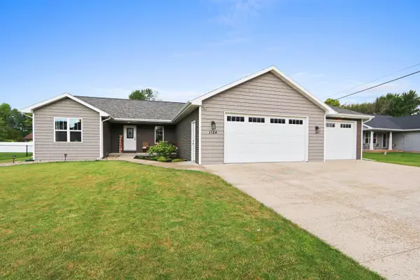 1124 Harold Drive, MENASHA, WI 54952