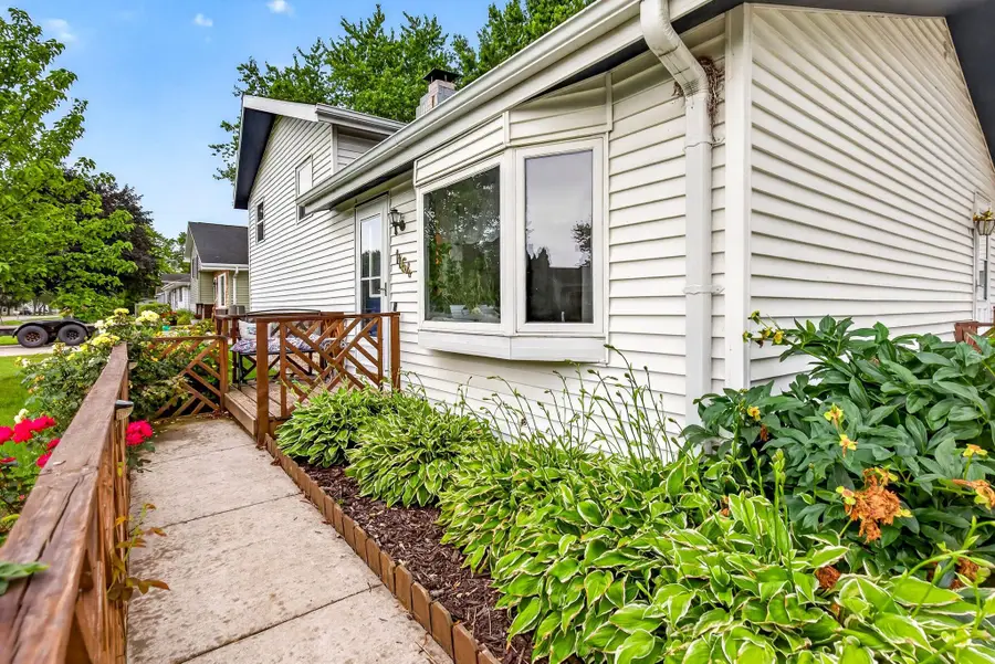 1164 Mayer Street, Menasha, WI 54952 - #2