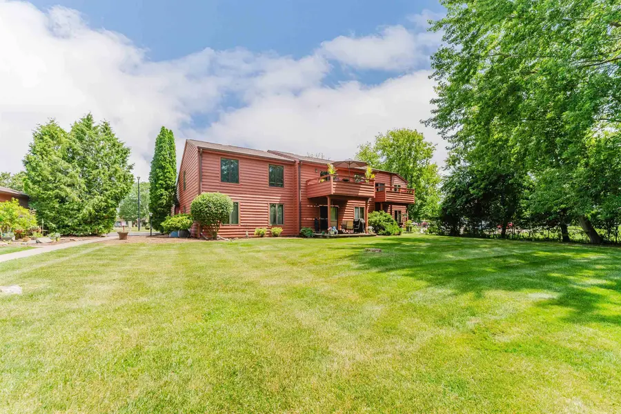 2250 Meadowbrook Court #UNIT C, Oshkosh, WI 54904-7853 - #3