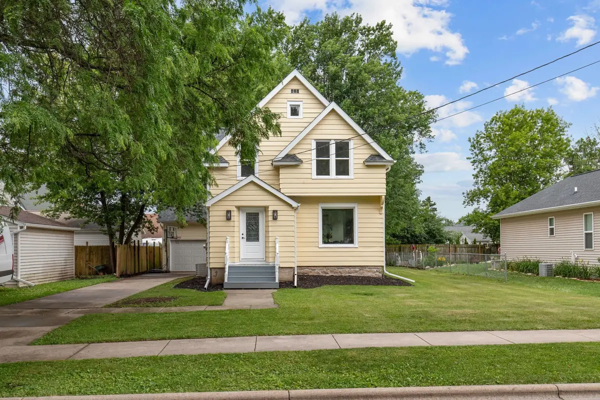 308 4th Street, Neenah, WI 54956 - #1