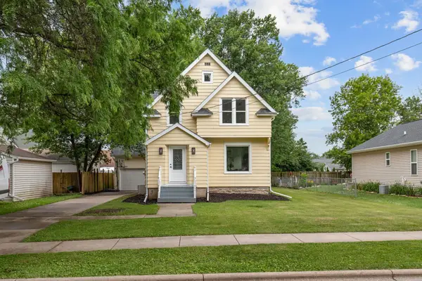 308 4th Street, NEENAH, WI 54956