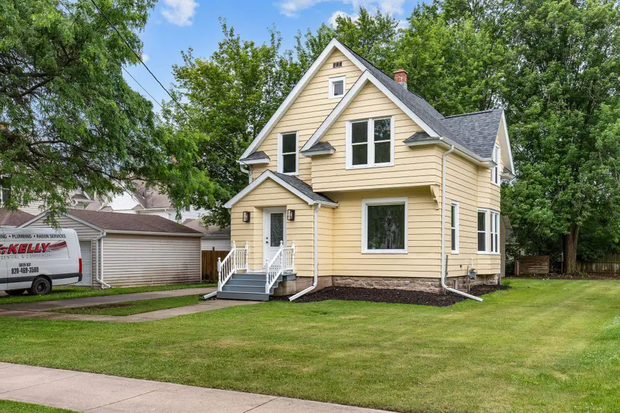 308 4th Street, Neenah, WI 54956 - #2