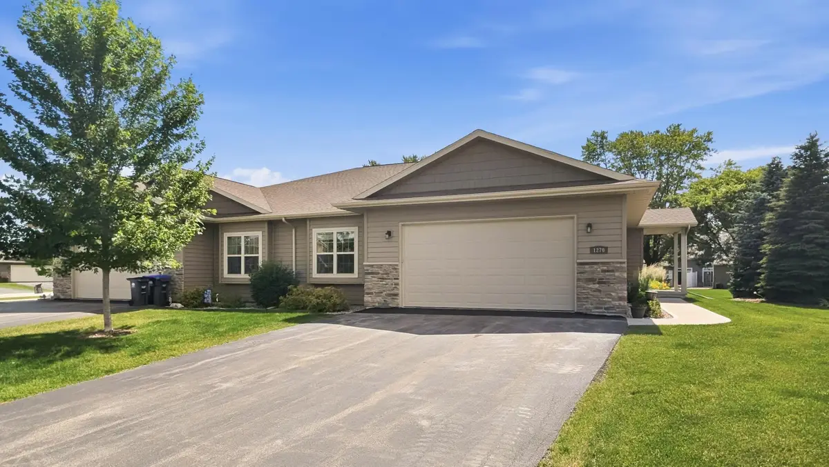 1270 Cameron Circle, Neenah, WI 54956 - #1