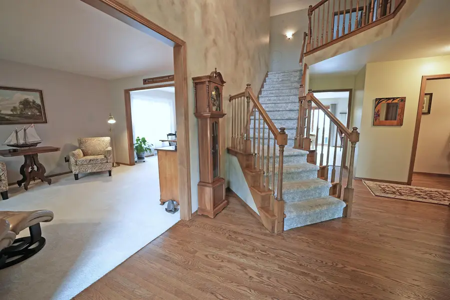 3911 Popple Court, Green Bay, WI 54301-1085 - #2