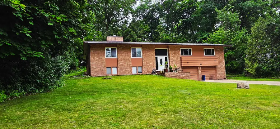 2450 Brenner Place, Green Bay, WI 54301 - #2