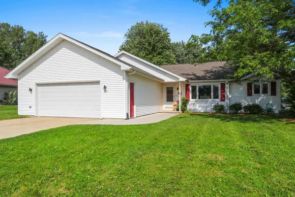 300 Rosemary Drive, PULASKI, WI 54162-9294