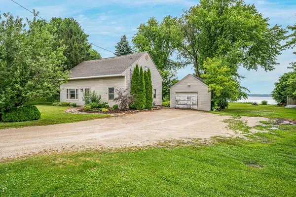 N7995 Lakeshore Drive, FOND DU LAC, WI 54937