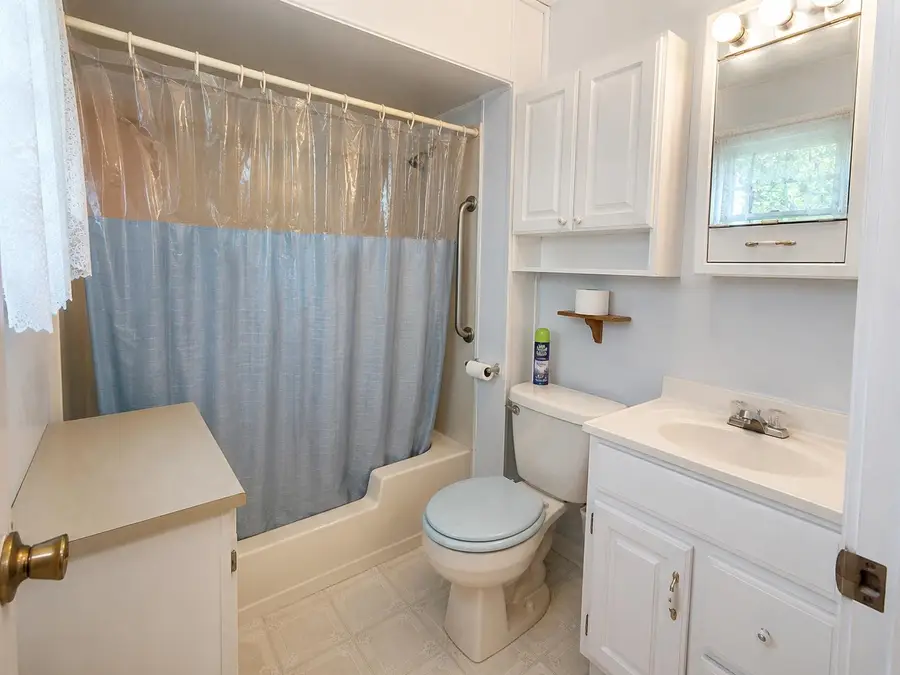 82 E 11th Street, Fond Du Lac, WI 54935 - #2