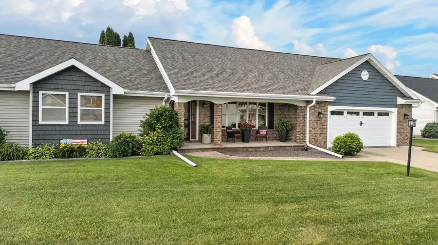 W2593 Oakmeadow Court, Appleton, WI 54915 - #2