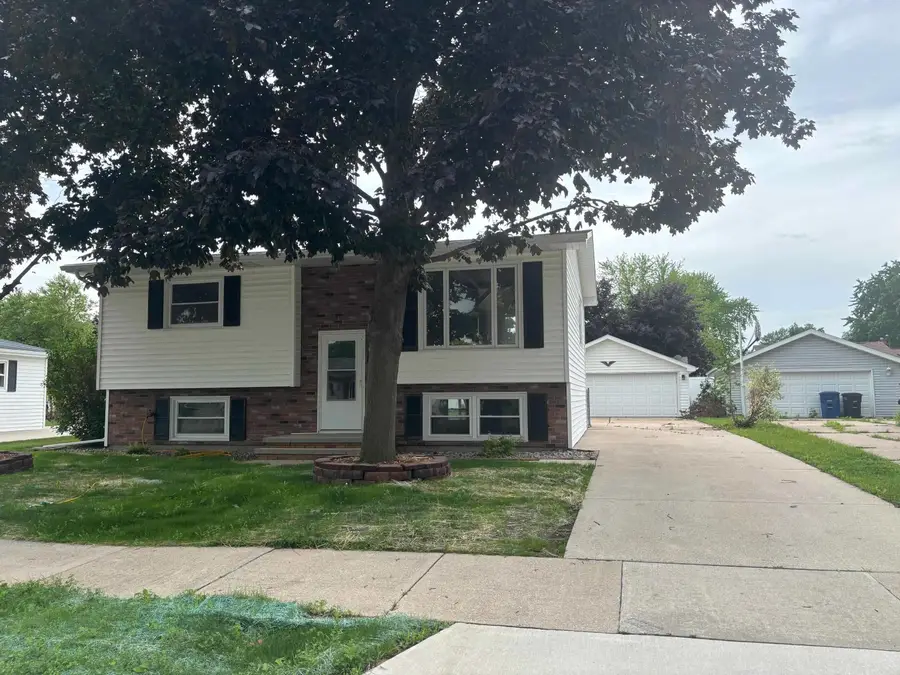 1135 Greenfield Trail, Oshkosh, WI 54904-8033 - #2