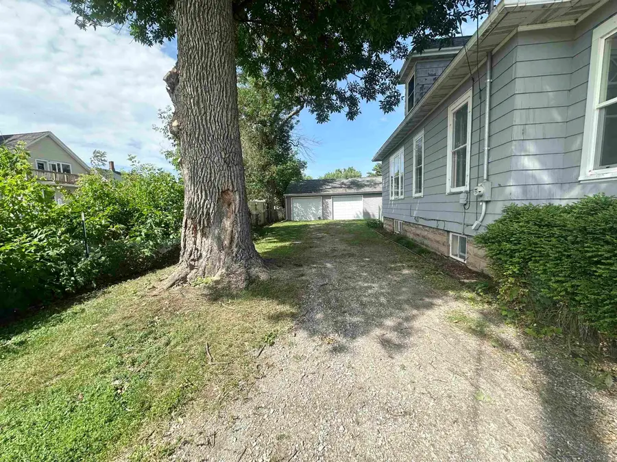 312 E Franklin Avenue, Neenah, WI 54956-3332 - #3