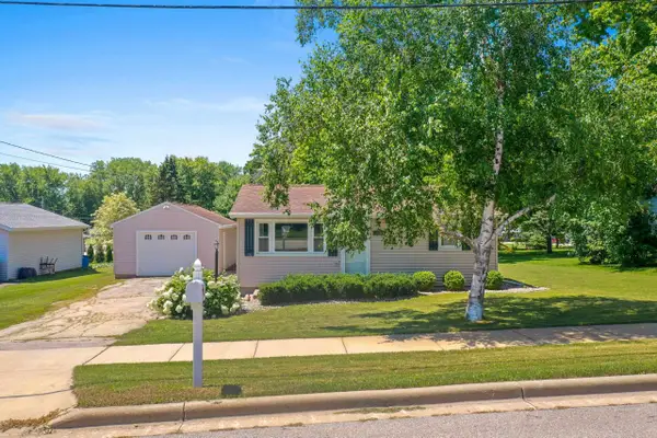 535 N Webster Avenue, OMRO, WI 54963