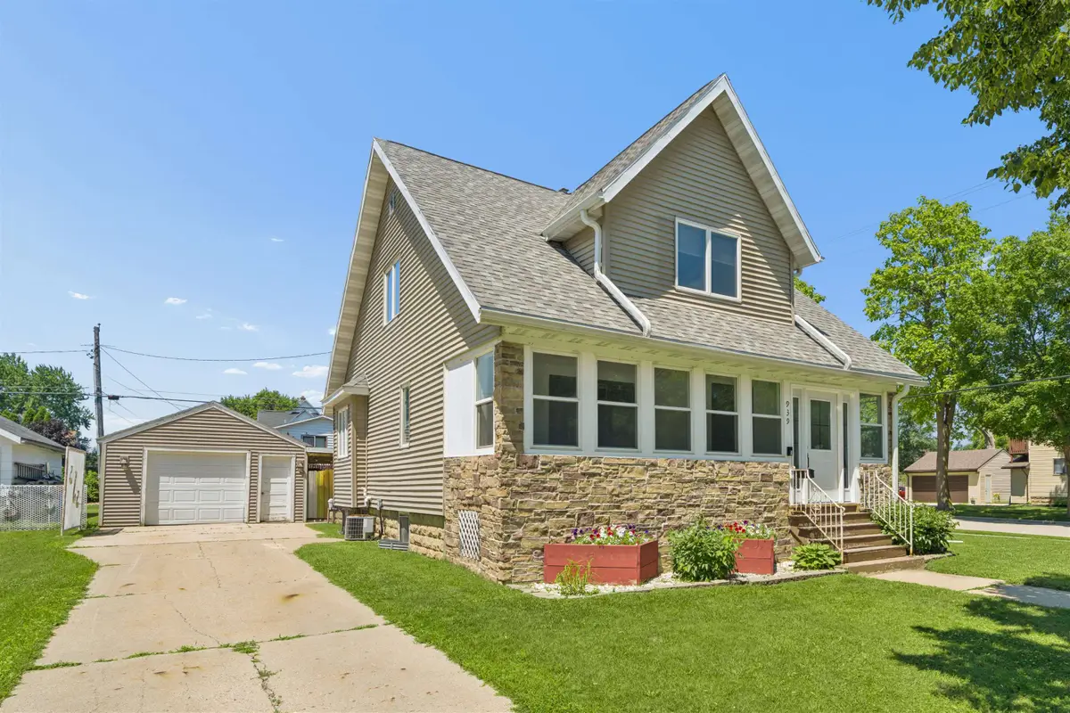 939 Wisconsin Avenue, North Fond Du Lac, WI 54937 - #1