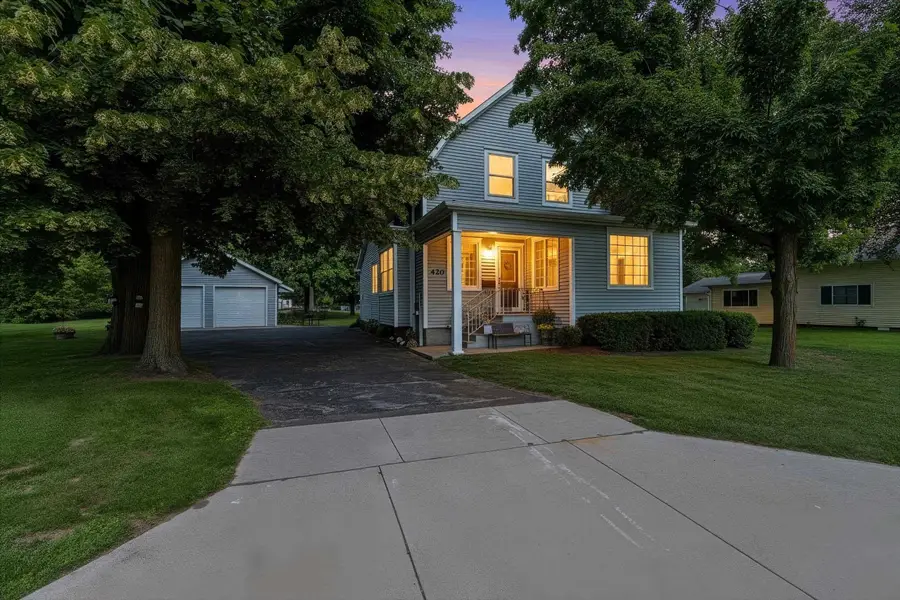 420 Smith Avenue, Oconto, WI 54153 - #2