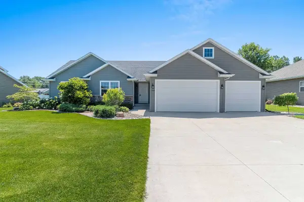 1905 Wasilla Lane, NEENAH, WI 54956-9427