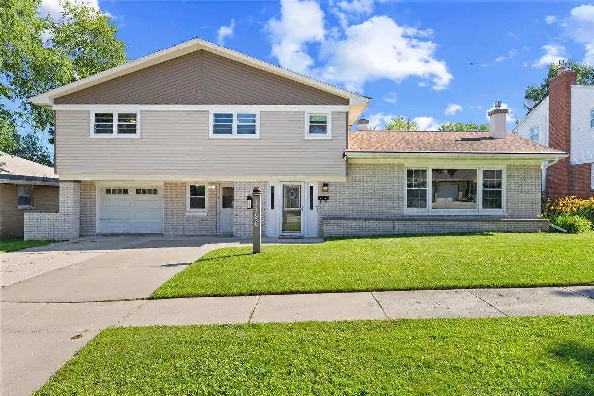 1496 Russell Street, Green Bay, WI 54304-3047 - #1