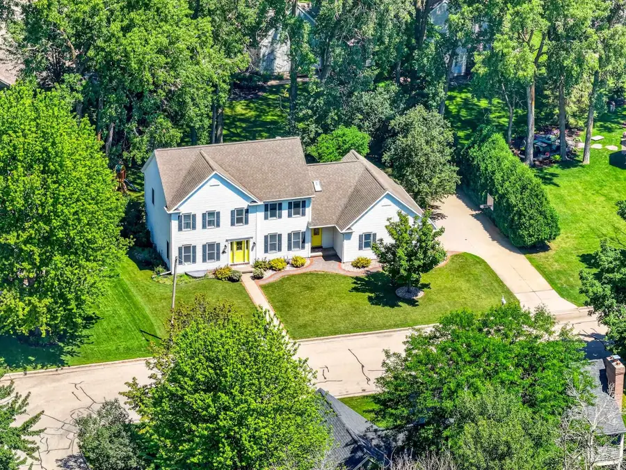 2415 Maple Grove Drive, Neenah, WI 54956 - #2