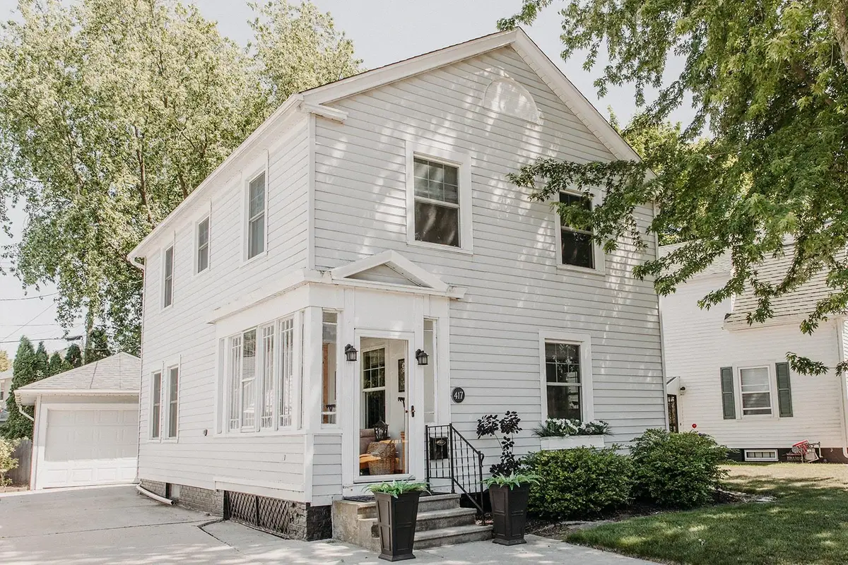 417 S 26th Street, Manitowoc, WI 54220 - #1