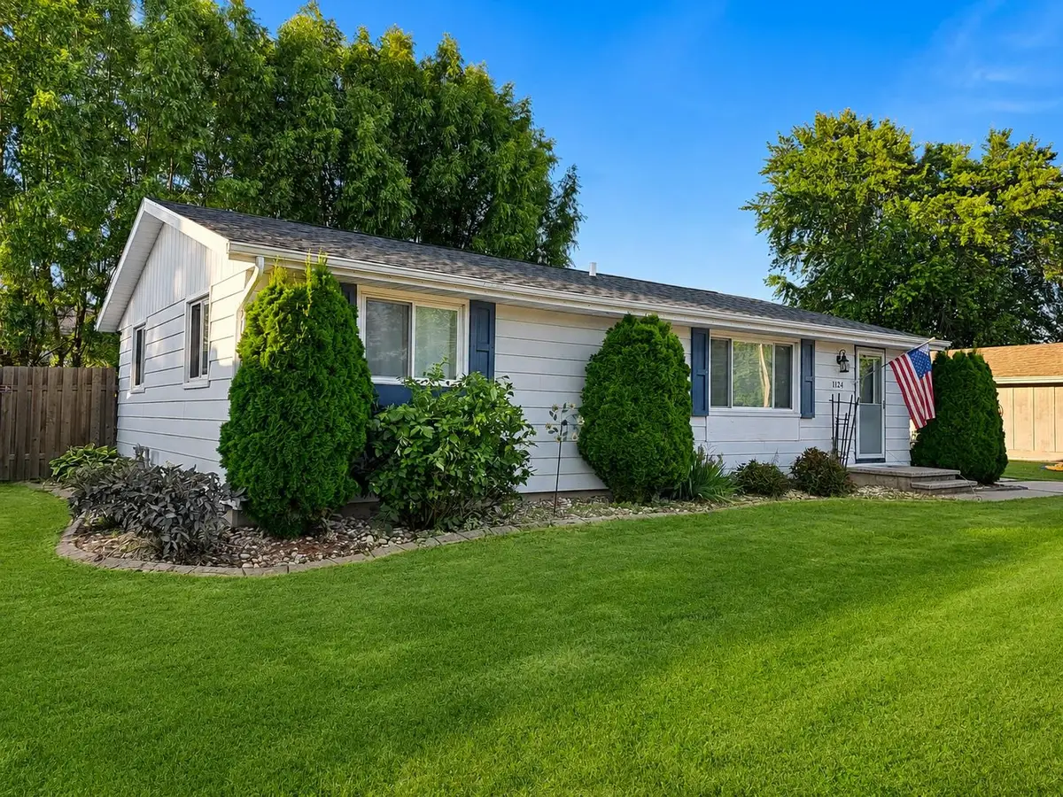 1124 Grove Street, Menasha, WI 54956 - #1