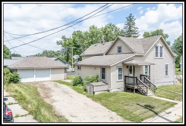 803 Shiocton Street, NEW LONDON, WI 54961-1161