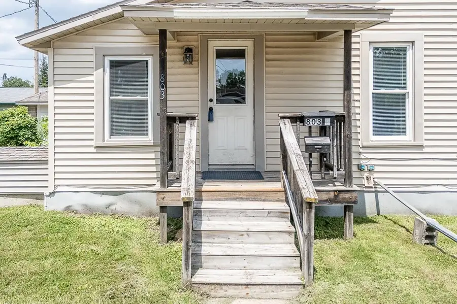 803 Shiocton Street, New London, WI 54961-1161 - #2