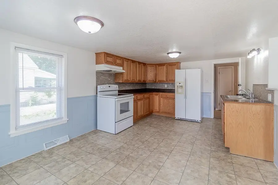 803 Shiocton Street, New London, WI 54961-1161 - #3