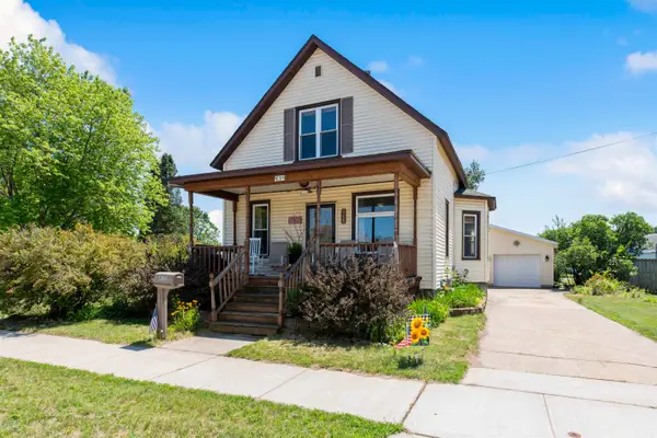 835 Gladstone Street, MARINETTE, WI 54143
