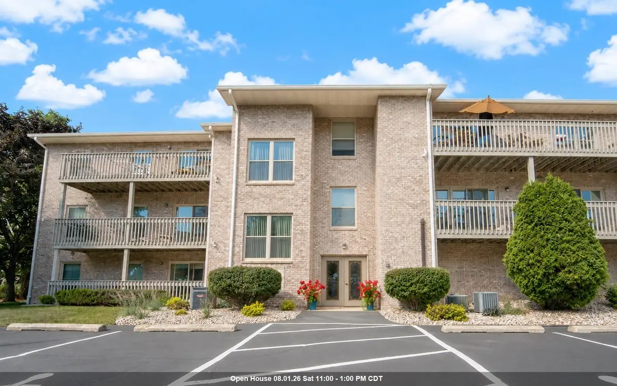 1600 Rustic Oaks Court #23, Green Bay, WI 54301 - #1