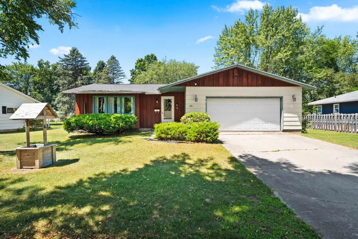 461 Wells Avenue, Peshtigo, WI 54157 - #1