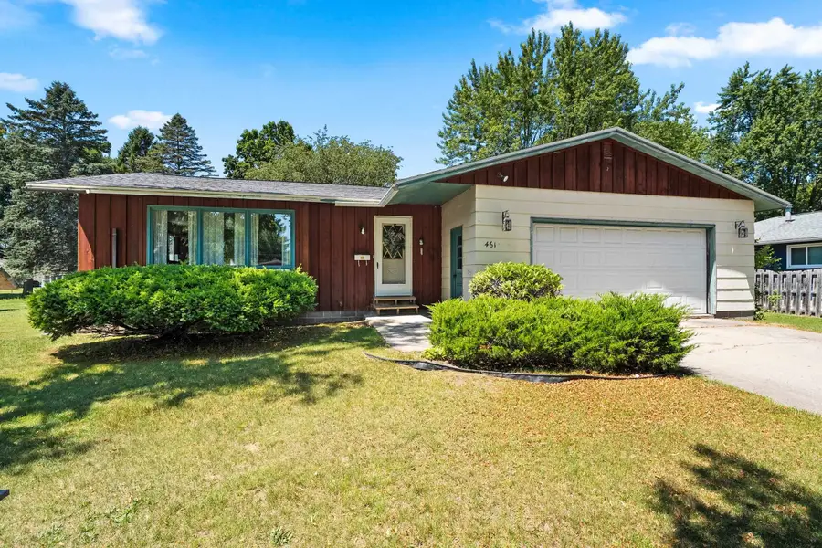 461 Wells Avenue, Peshtigo, WI 54157 - #2
