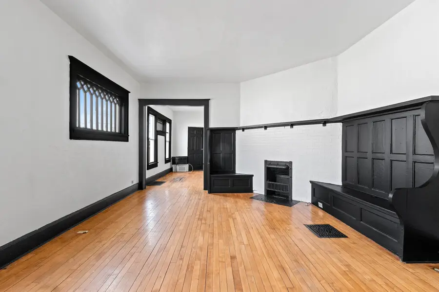 1207 S Broadway Street, Green Bay, WI 54304-2742 - #2