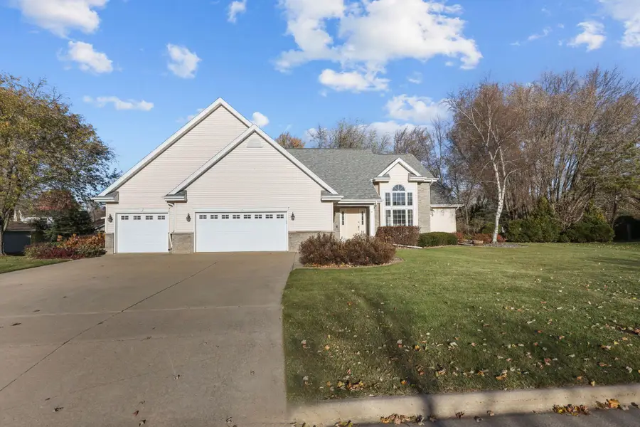 1412 Parkview Drive, New London, WI 54961 - #2
