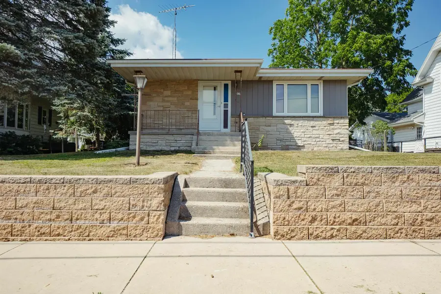 408 First Avenue, Adell, WI 53001 - #2