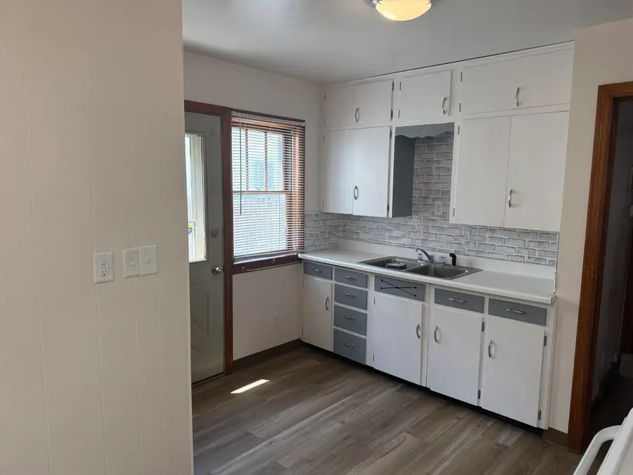 141 Mckinley Avenue, Clintonville, WI 54929-1359 - #3
