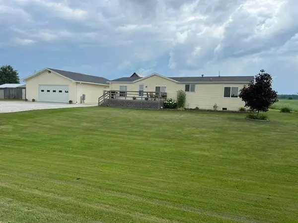 E3714 County Road J, KEWAUNEE, WI 54216