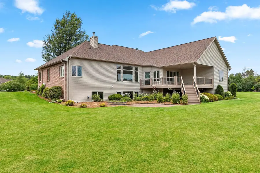 11 Corn Silk Court, Wrightstown, WI 54180-1181 - #2