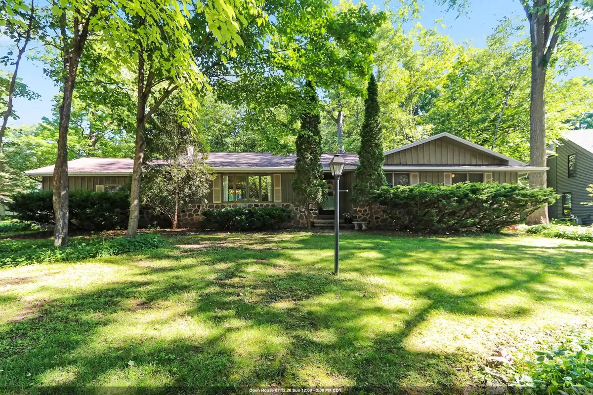 1338 Ken Drive, Green Bay, WI 54313-5878 - #1