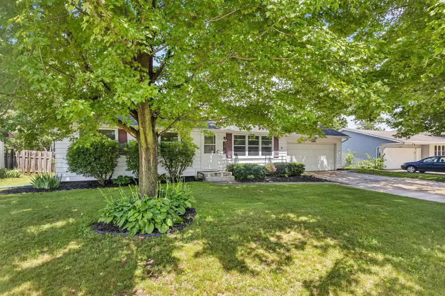 1510 Lindale Lane, Green Bay, WI 54313 - #2