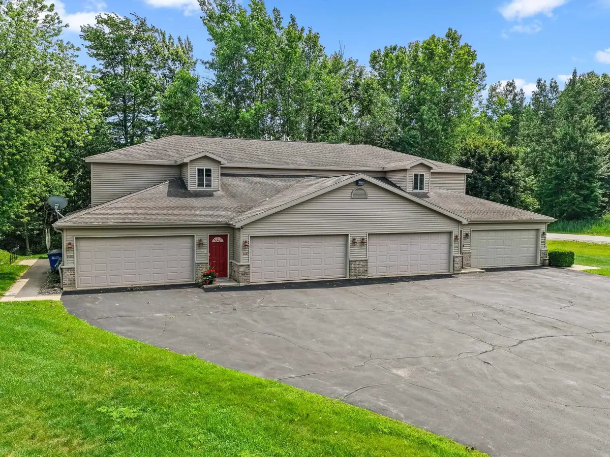 1497 Arctic Court, Suamico, WI 54173 - #1