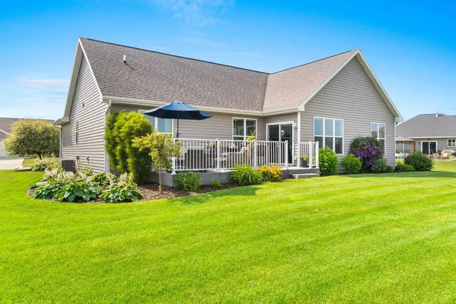 4602 Trellis Drive, De Pere, WI 54115-5520 - #2