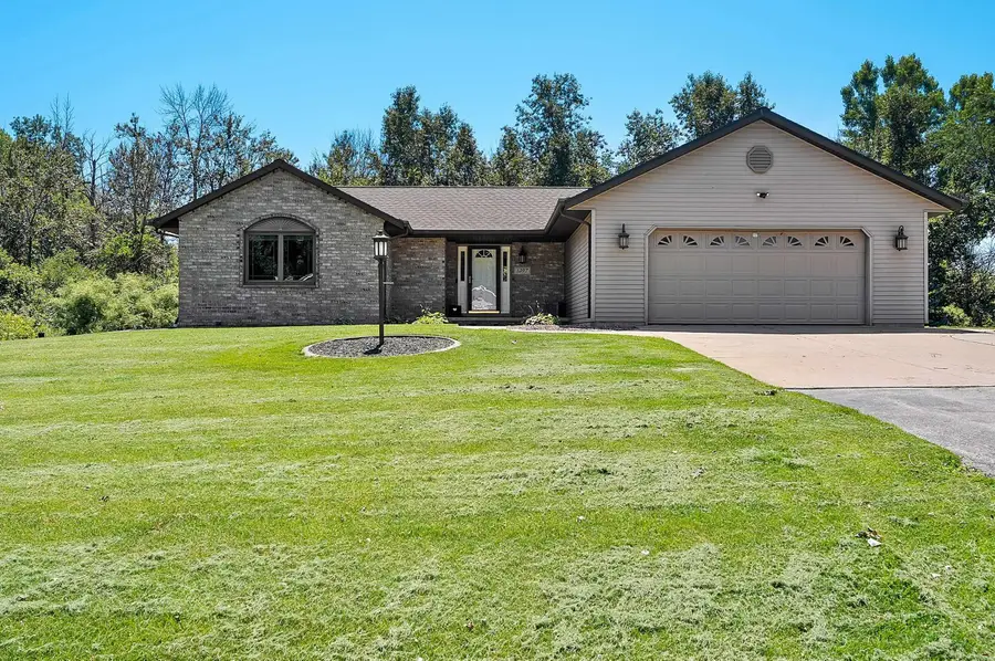 1397 Wellington Drive, Suamico, WI 54173 - #2