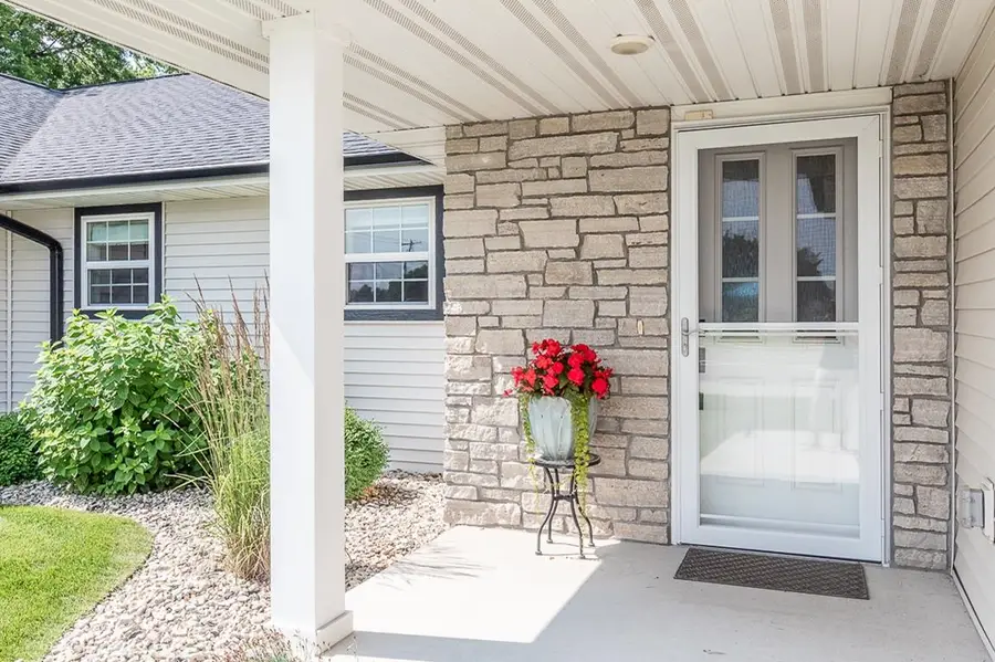 1857 Southbridge Road, De Pere, WI 54115-8578 - #2