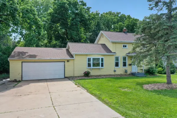 3288 Peterson Road, GREEN BAY, WI 54311-7238