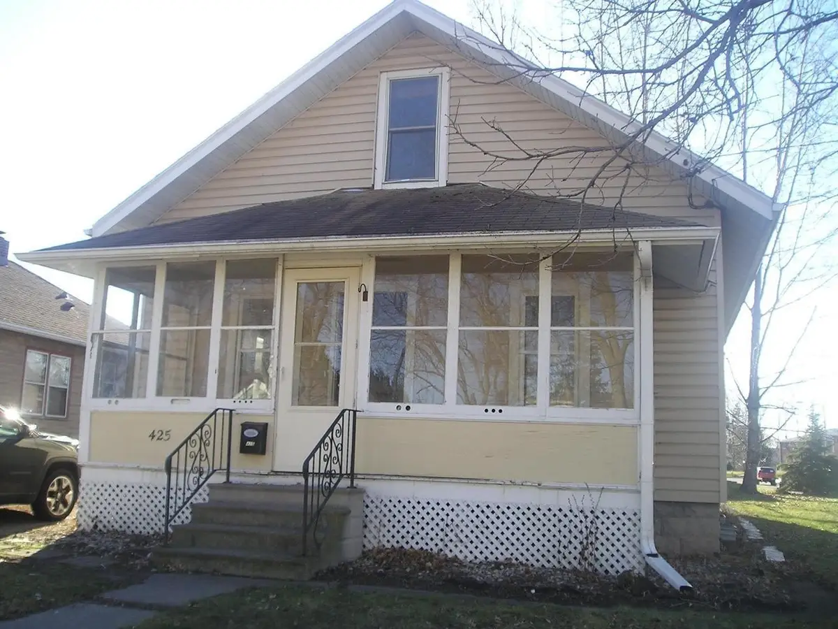 425 Annex Avenue, Oshkosh, WI 54901 - #1