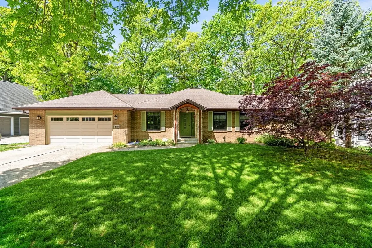 250 Traders Point Lane, Green Bay, WI 54302-5235 - #1