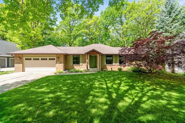 250 Traders Point Lane, GREEN BAY, WI 54302-5235